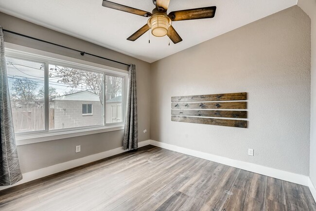 Building Photo - Remodeled Brick Bungalow in Denver's Globe...