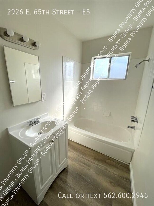 Primary Photo - 2926 E 65th St