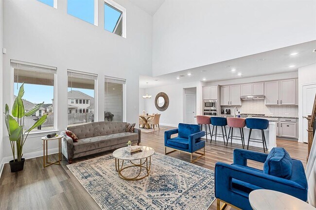 Building Photo - 2117 Prairie Oaks Dr