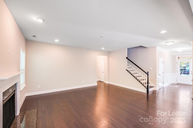 Building Photo - 13122 Oakhaven Glen Ln