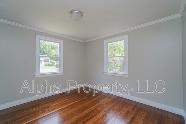 Building Photo - 107 Briarwood Rd