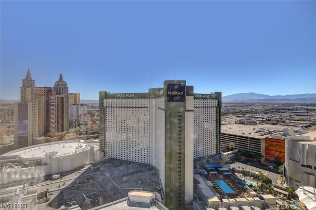 Building Photo - 3750 Las Vegas Blvd S
