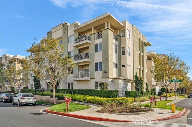 Building Photo - 5450 Strand