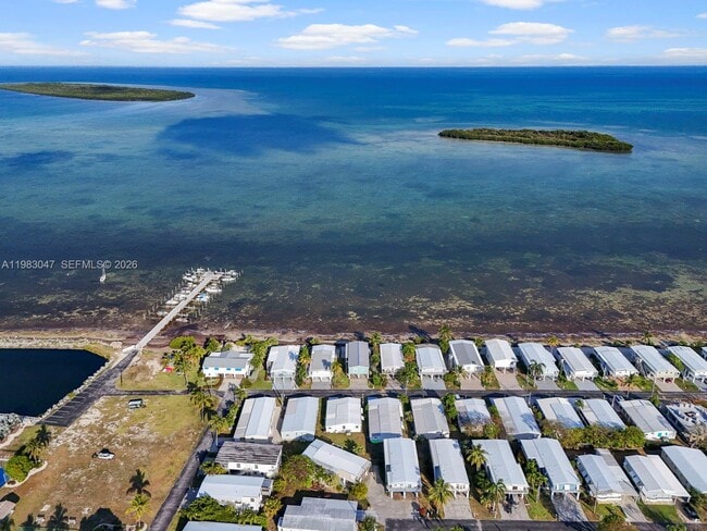 Building Photo - 806 S Jade Dr