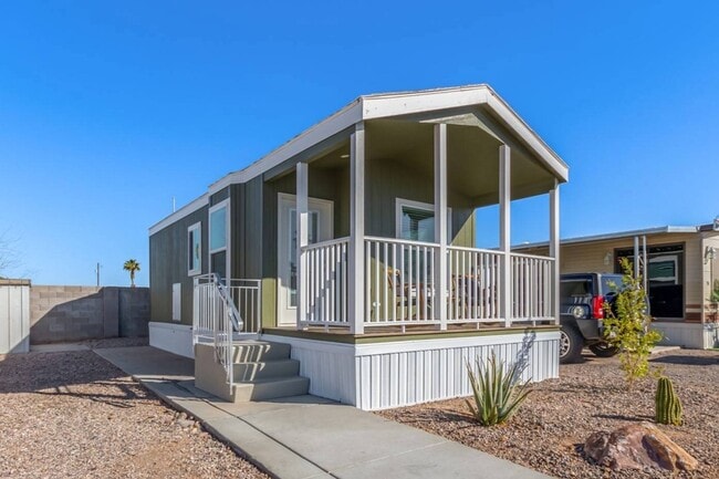 Building Photo - 9985 N Pinal Ave
