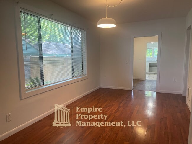 Building Photo - 4950 Barger Dr
