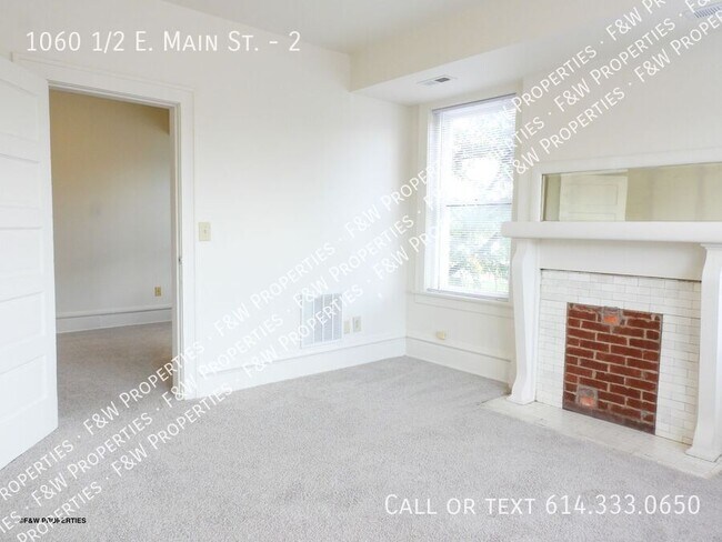 Building Photo - 1060 1/2 E. Main St.-2