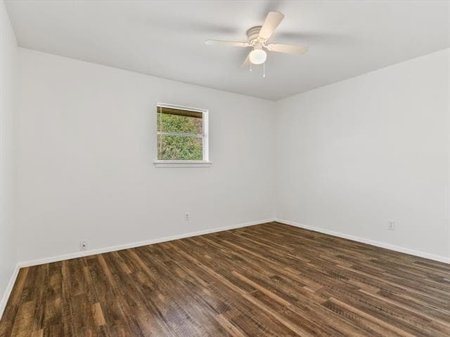 Building Photo - 4806 South Dr