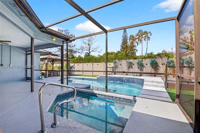 Building Photo - 13808 Geranium Pl