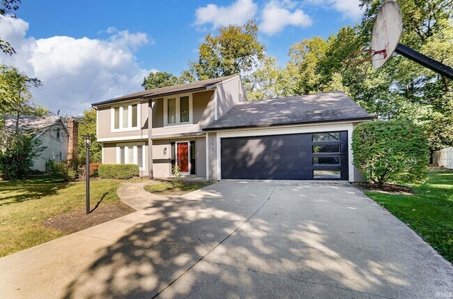 Building Photo - 5931 Spring Oak Ct