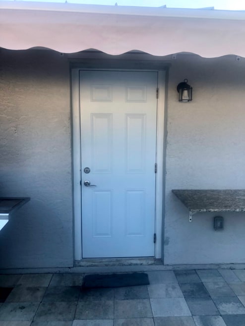 Building Photo - 5968 NW Favian Ave