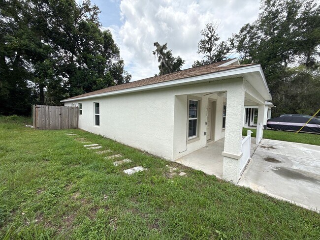 Building Photo - 986 NW 1st St