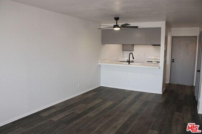 Building Photo - 16515 New Hampshire Ave