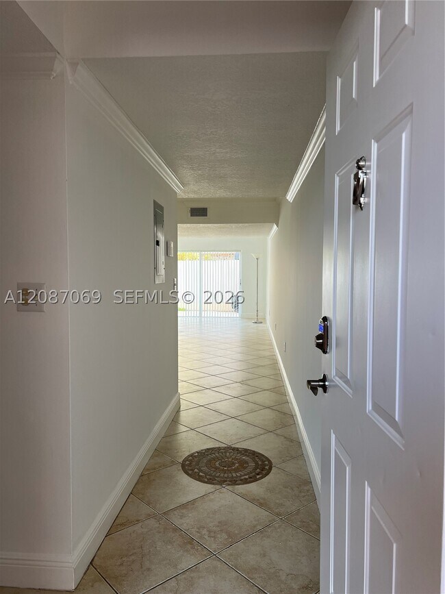 Building Photo - 1153 NW 123rd Pl