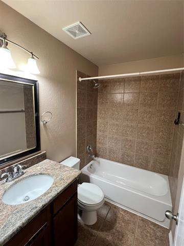 Building Photo - 4504 Red Robin Ct