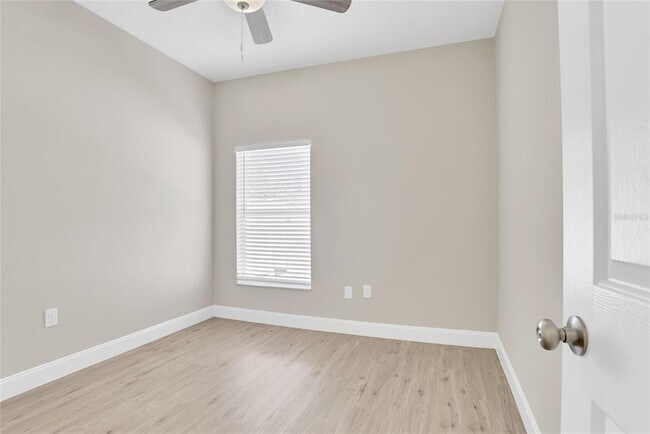 Building Photo - 407 Acacia Tree Way