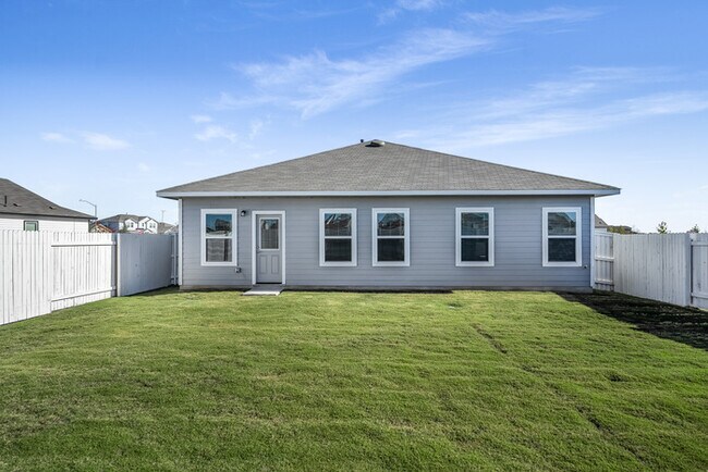 Building Photo - 311 Chesterfield Drive