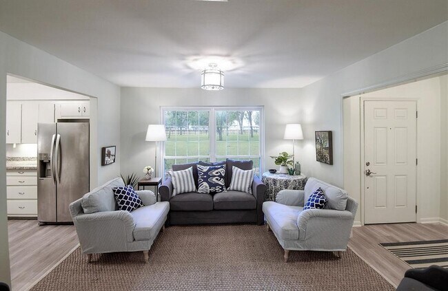 Building Photo - 34122 Pecan Hill Dr
