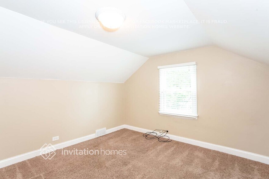 Building Photo - 9344 S 54th Ct