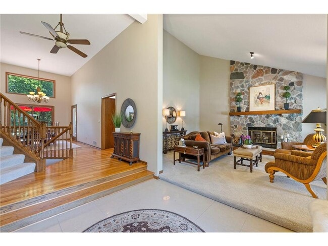 Building Photo - 9378 Olympia Dr
