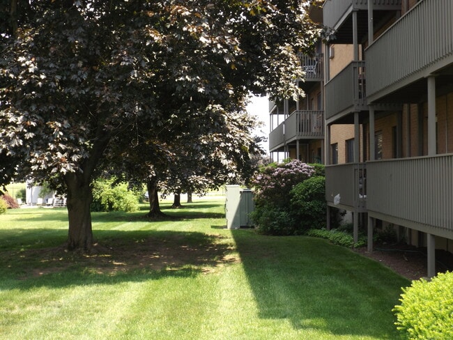 Building Photo - 1165 Stratford Rd