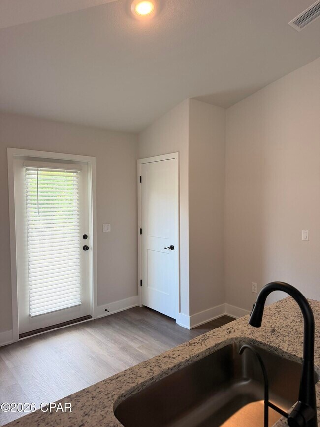 Building Photo - 7122 Fox Meadow Drive