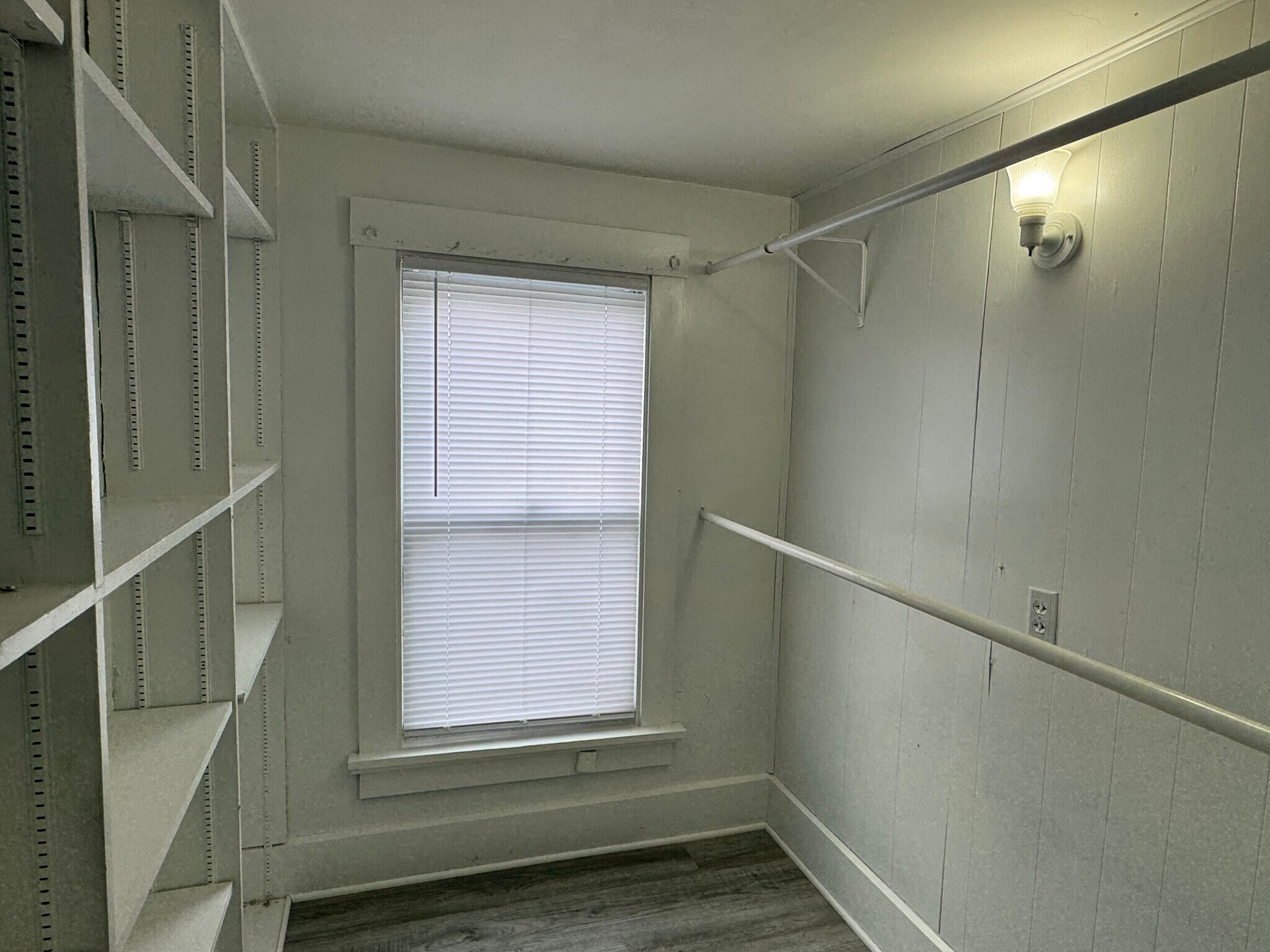 Building Photo - 2517 Arlington Ave