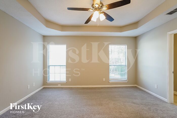 Building Photo - 618 Rocky Ridge Cir