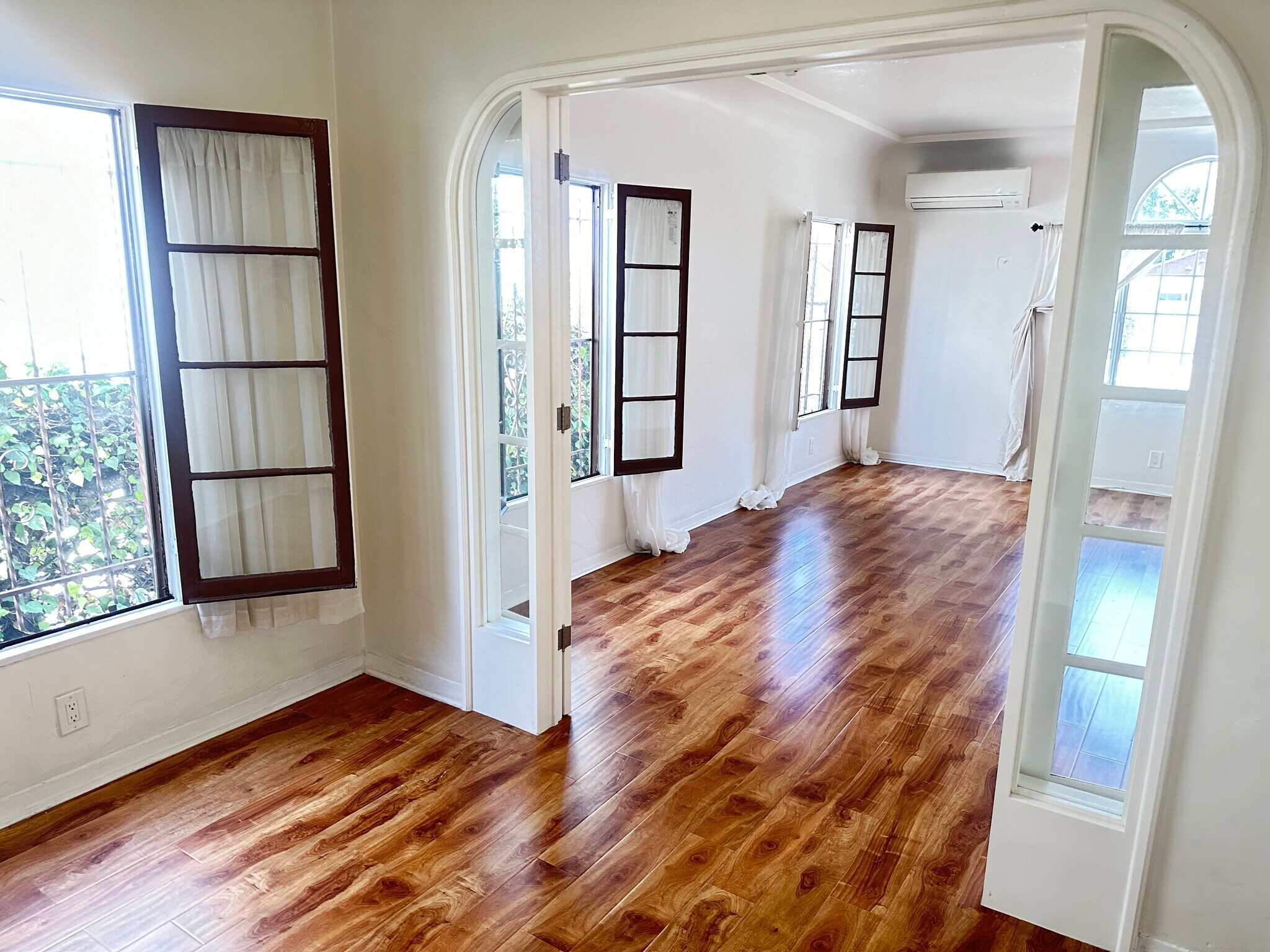 Building Photo - 1607 S Sierra Bonita Ave