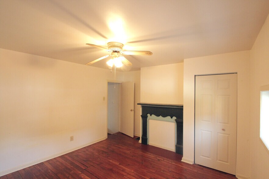 Building Photo - 720 West St