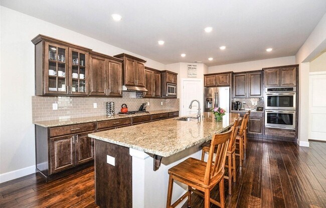 Building Photo - Gorgeous 4BR Home in Canton Park Backing t...