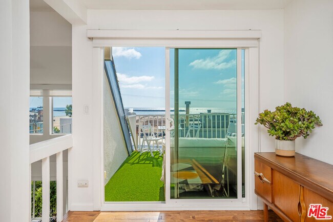 Building Photo - 24 Westwind St