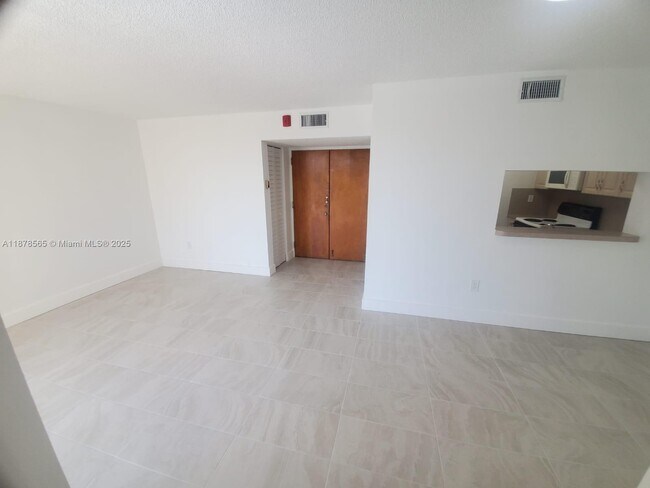 Building Photo - 11750 SW 18th St