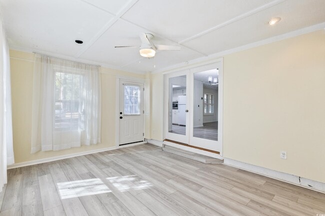 Building Photo - 2112 Brunswick Cir