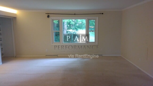 Building Photo - 13350 W Bluemound Rd