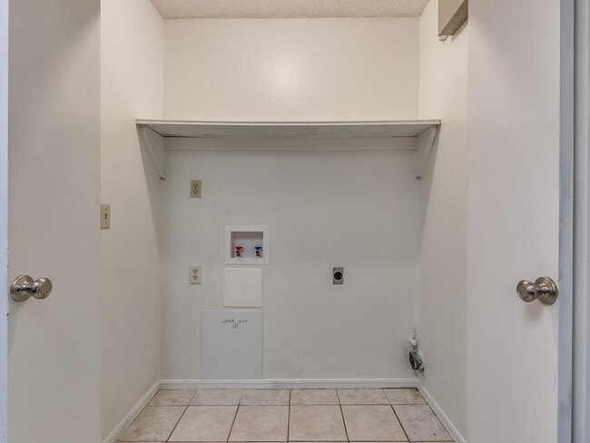 Building Photo - 712 NW 137th St