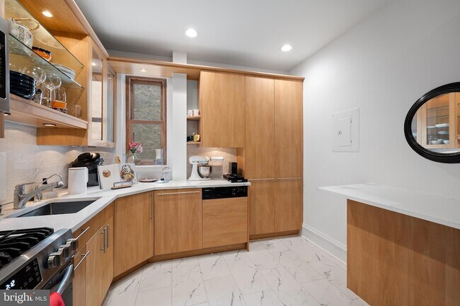 Building Photo - 1514 17th St NW