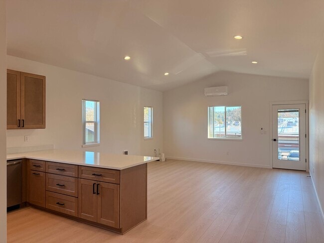 Building Photo - New Construction!