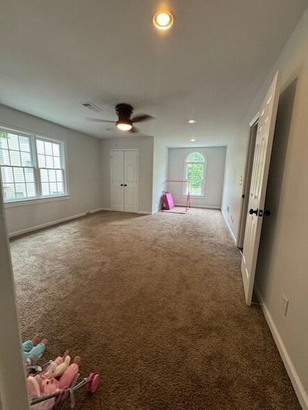 Building Photo - 5128 Verbena Dr