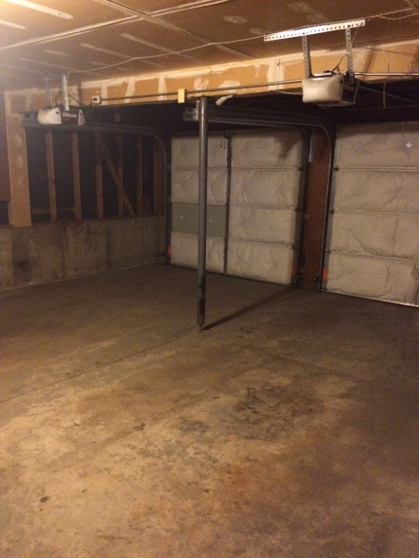 Building Photo - 1021 Vivian Cir