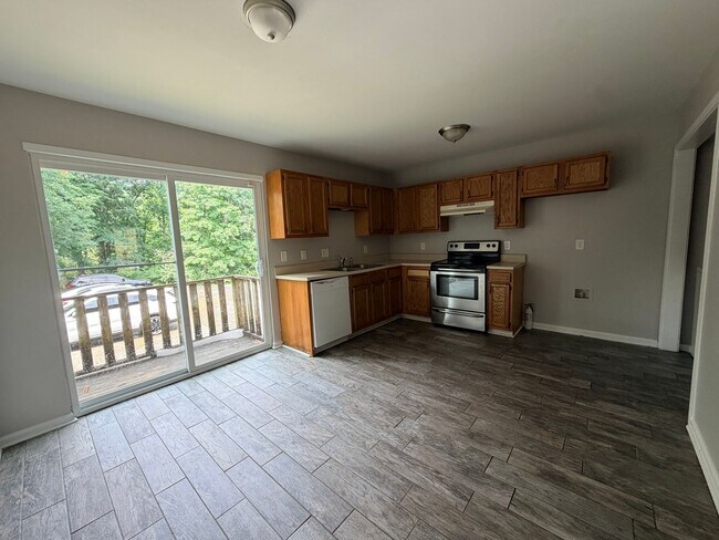 Building Photo - 8702 White Rock Ln