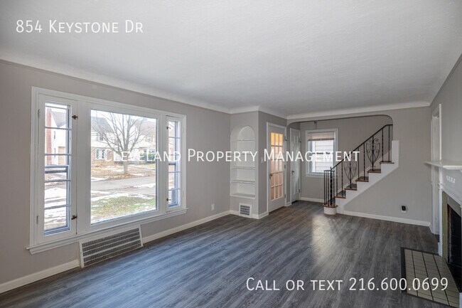 Building Photo - 854 Keystone Dr