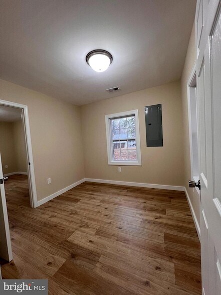 Building Photo - 2073 Warrenton Rd