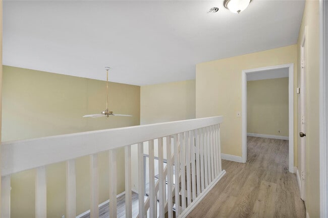 Building Photo - 10856 Cypress Glen Dr