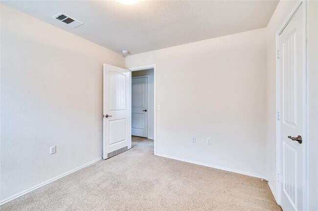 Building Photo - 4220 Creede Dr