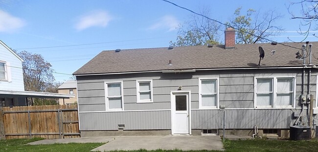 Building Photo - 1425st