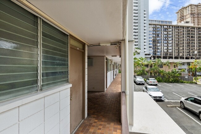 Building Photo - Furnished 1 Bed 1 Bath Condo. Includes Electric, Water, Sewer & Gas. Ample unassigned parking.