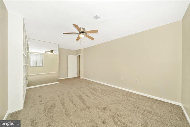 Building Photo - 6711 Park Heights Ave