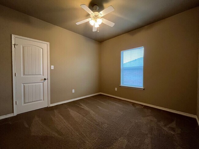 Building Photo - 3045 Breton St