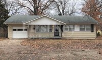 Building Photo - 8911 Blue Ridge Blvd